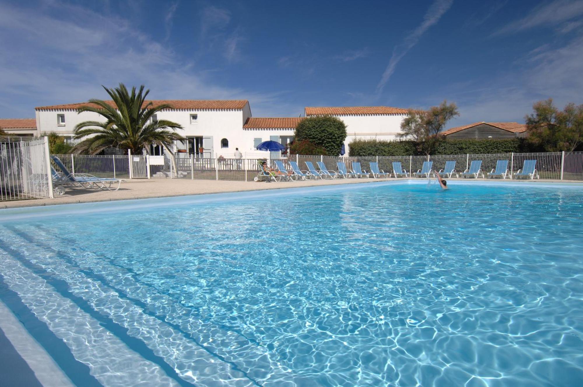 Le Château-dʼOléron Residence Odalys Le Village Des Amareyeurs מראה חיצוני תמונה