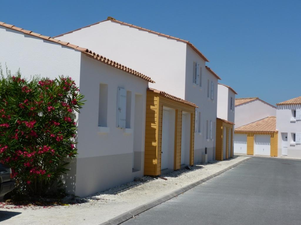 Le Château-dʼOléron Residence Odalys Le Village Des Amareyeurs מראה חיצוני תמונה