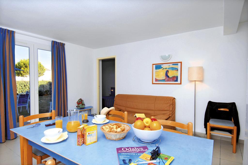 Le Château-dʼOléron Residence Odalys Le Village Des Amareyeurs מראה חיצוני תמונה